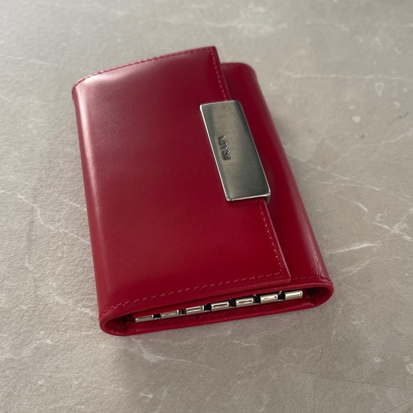 Prada Red Leather 6 Key Slots Holder Case - Picture 4 of 17